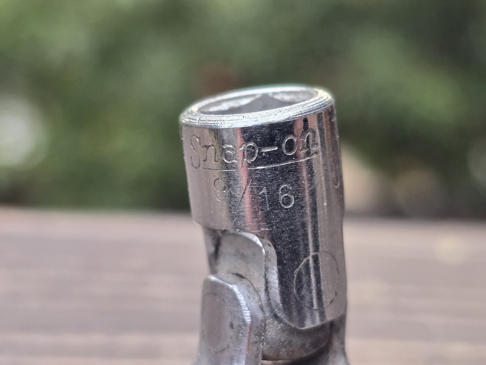 Snap-On 1/4” Dr. 9/16” 12 Point Shallow Swivel Socket TMU181 1962