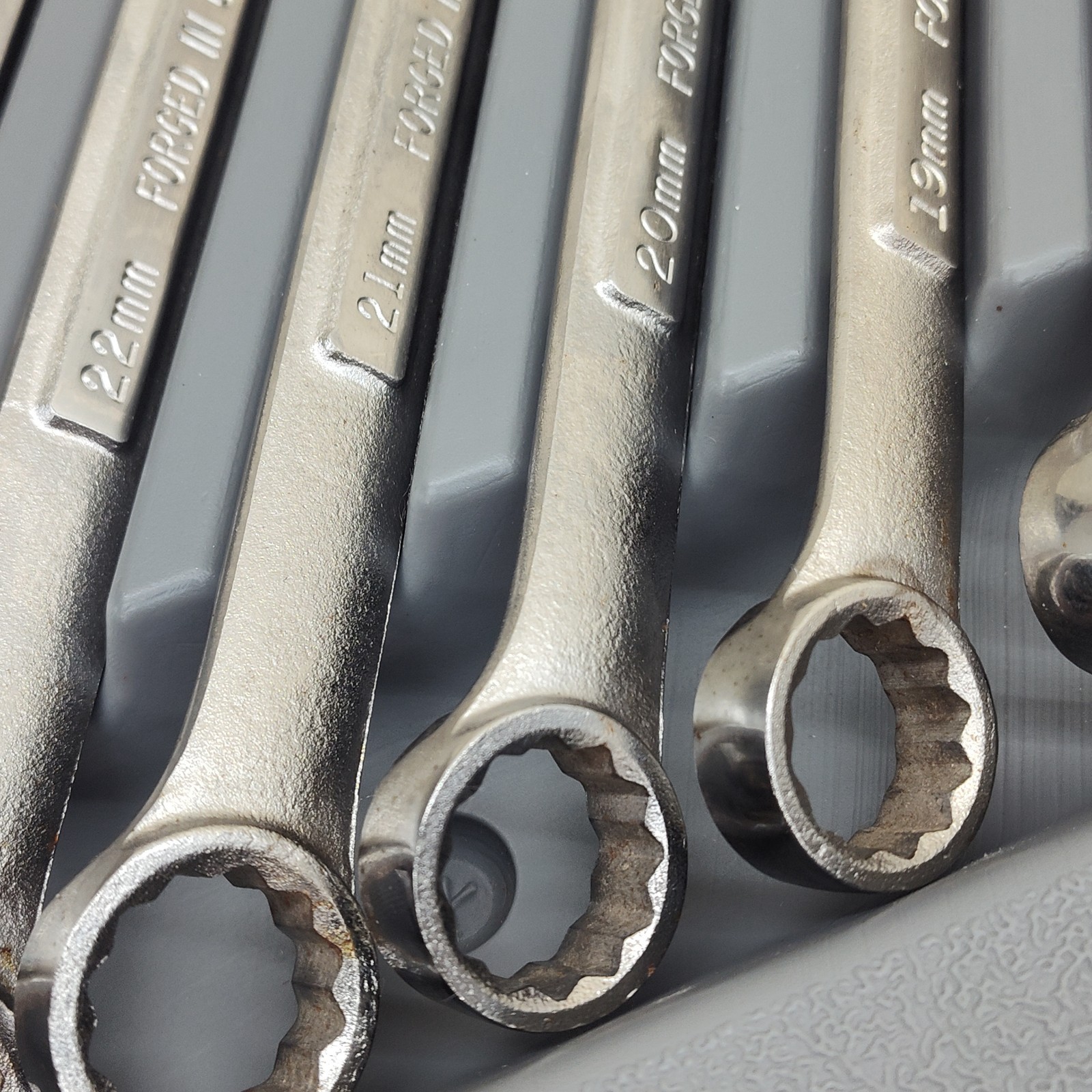 Craftsman 11mm to 24mm USA 13 pc Combination Wrench Set Metric W Case 46934 14pc