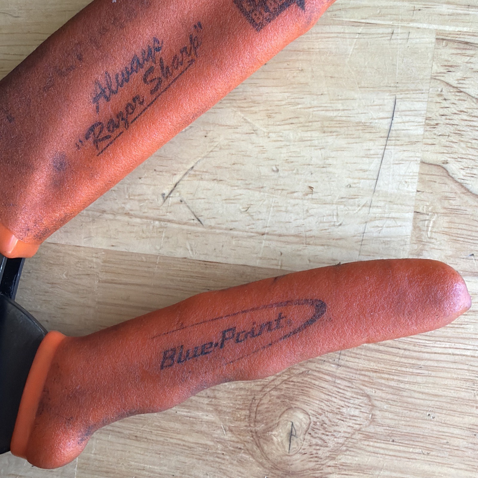 Blue Point 10″ Long Mult-Cut Vinyl Shears Orang Handle «Razor Sharp» YA444B