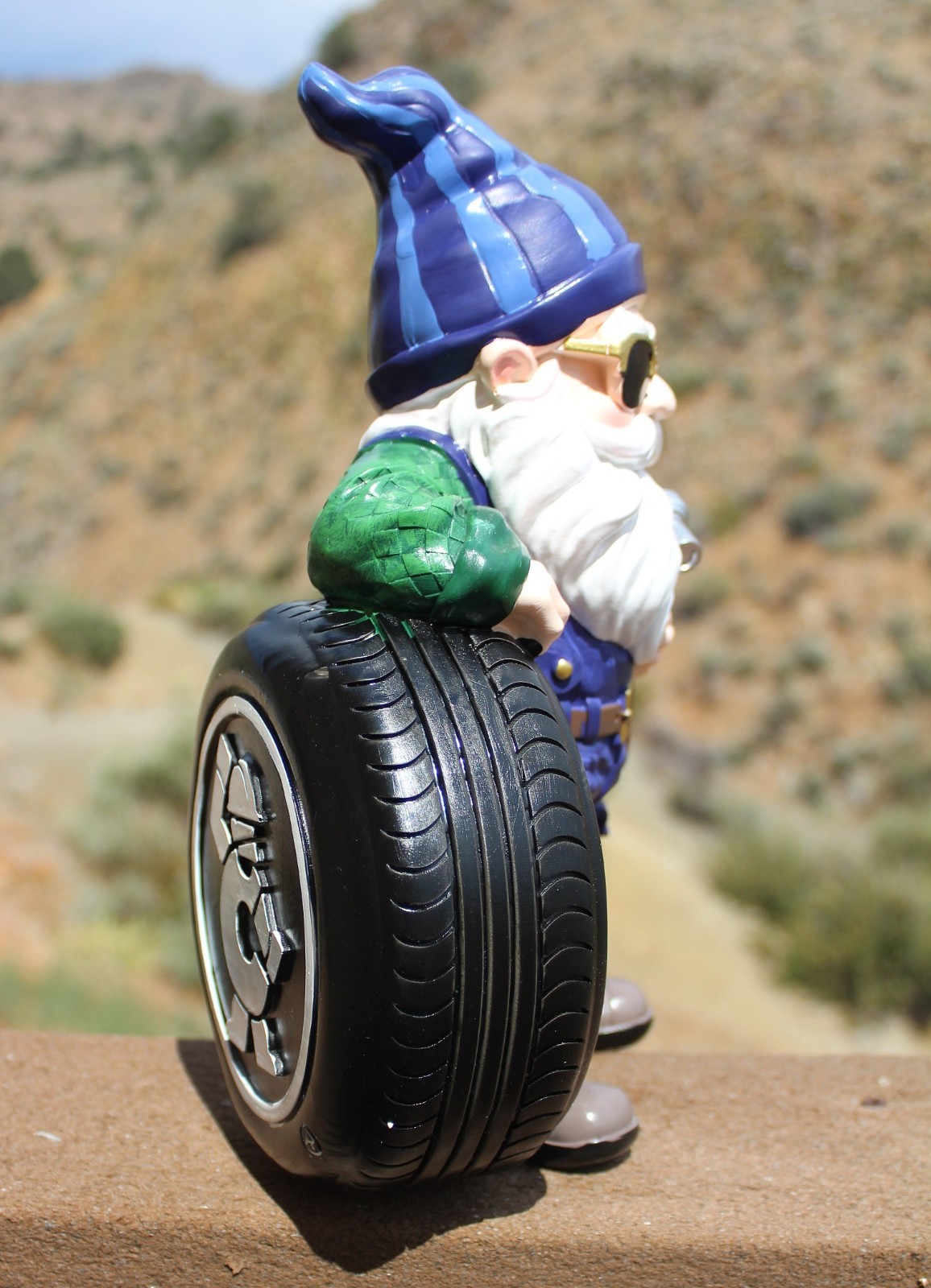CORNWELL TOOLS – 2026 – GNOME with TIRE – NEW IN BOX – 11 1/2″ tall – CGGNOME2