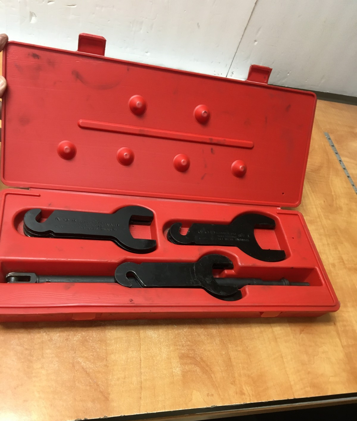 Matco Tools Pneumatic Fan Clutch Wrench PFC43300 Complete Set 36mm to 2″ 8pc