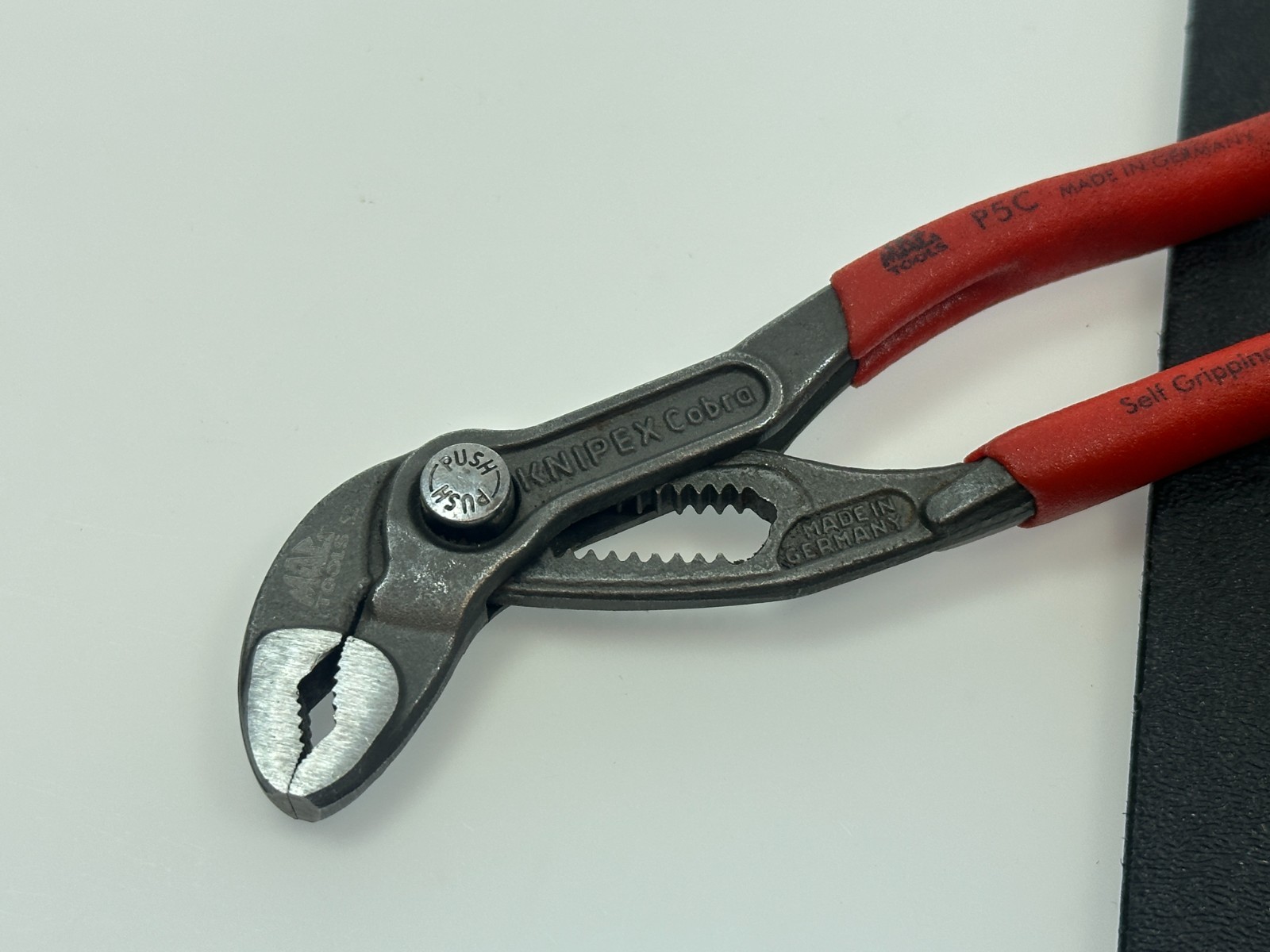 MAC Tools P5C 5″ Mini Compact Self Gripping KNIPEX COBRA Locking Pliers RED GRIP