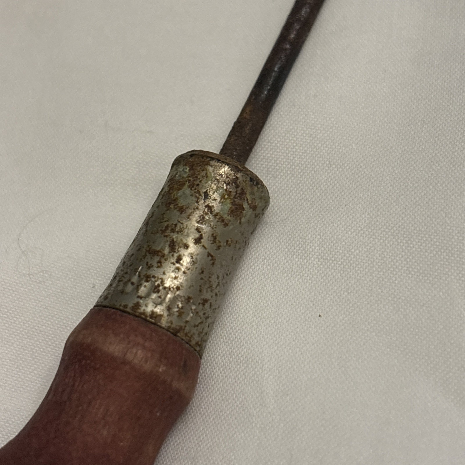Vintage Screwdriver 2 Pc Flat Slotted & Phillips Wood Handle 5”
