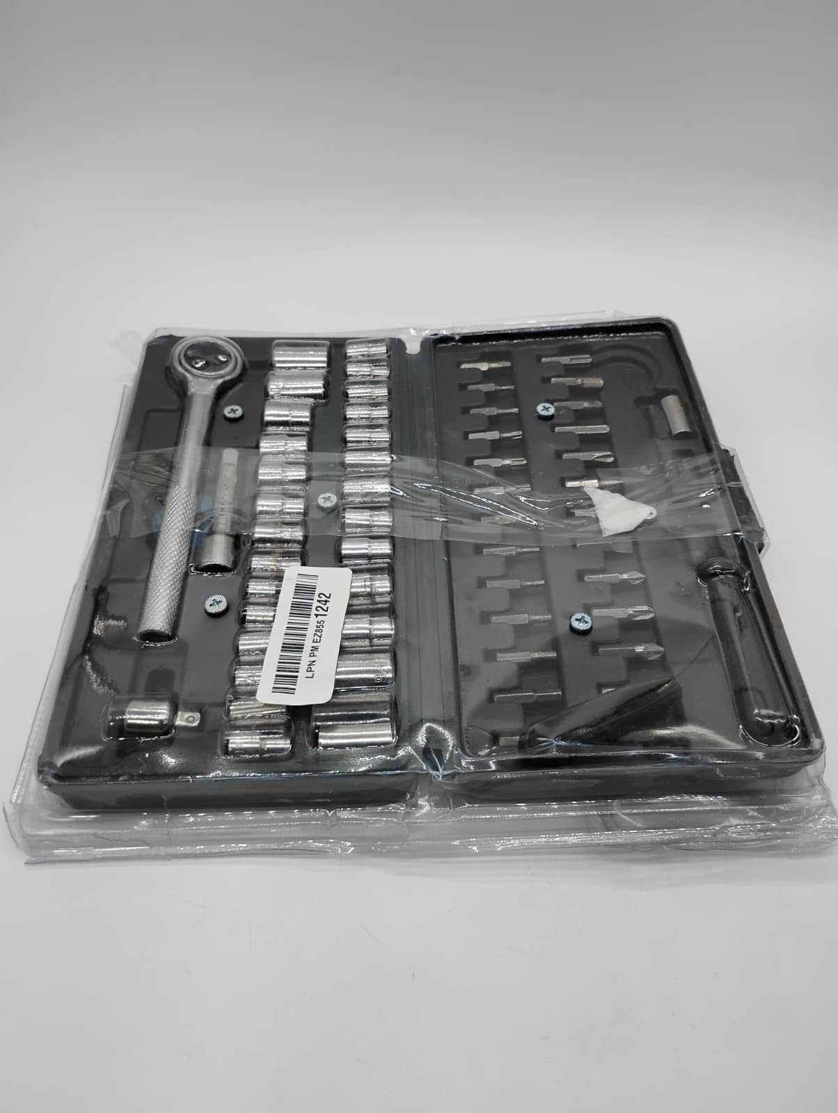 Performance Tool W1168 60-Piece Socket & Bit Set 1/4″ & 3/8″ Drive Mechanics Kit