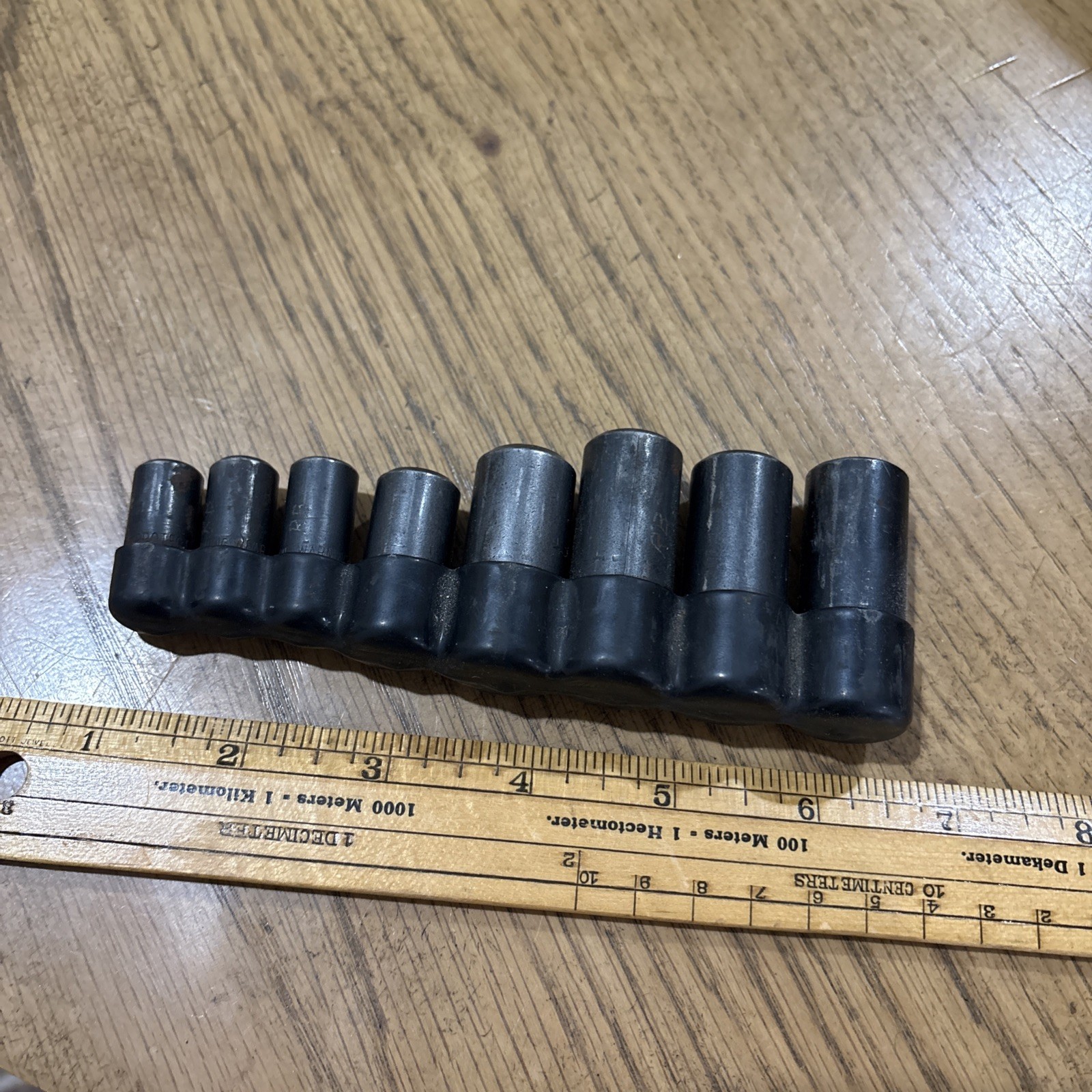 Lisle 70500 8 Piece 1/4″ & 3/8″ Drive Tap Socket Set