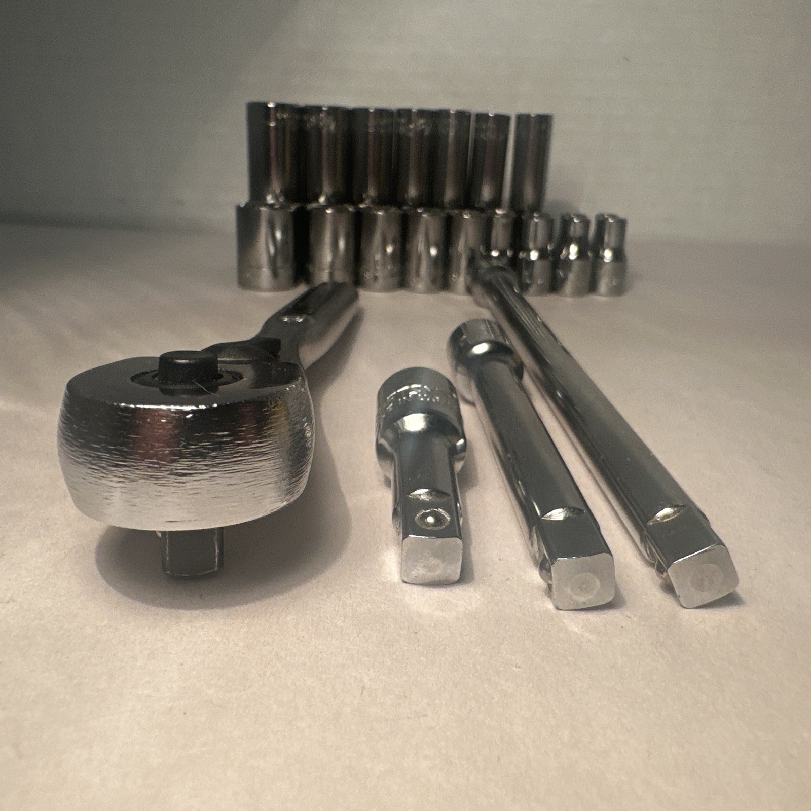 Craftsman 29 Piece SAE 1/4” Drive Set w/Ratchet , 6 & 12 point sockets &more USA