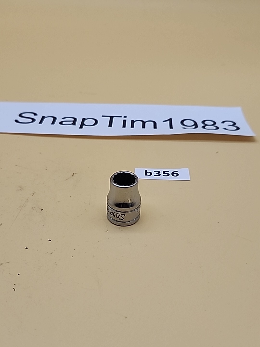 Snap-on Tools F121, 3/8″ Drive 12-Point SAE 3/8″ Shallow Socket USA.