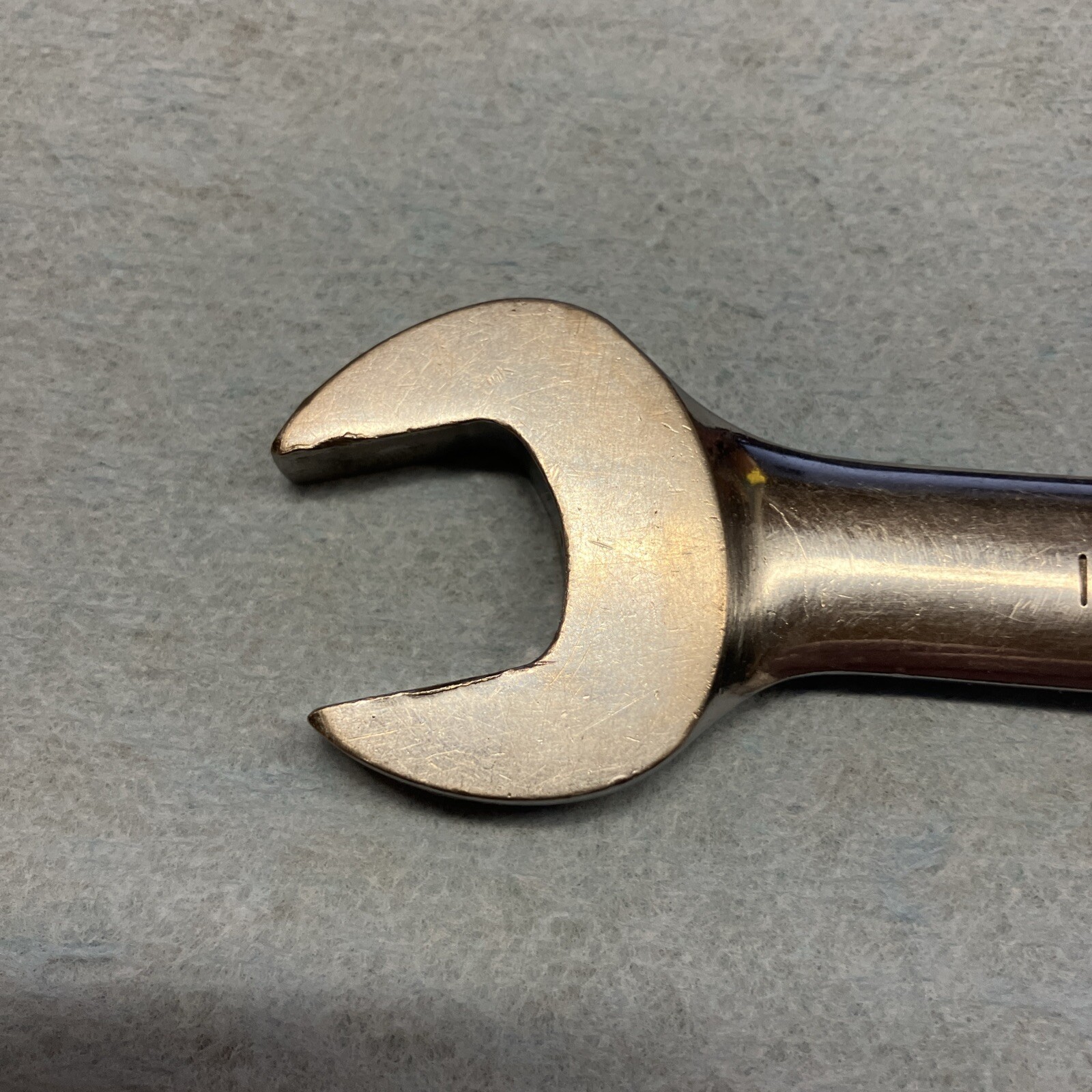 Used GearWrench 17mm 85517 Non-reversible Ratcheting Combination Wrench