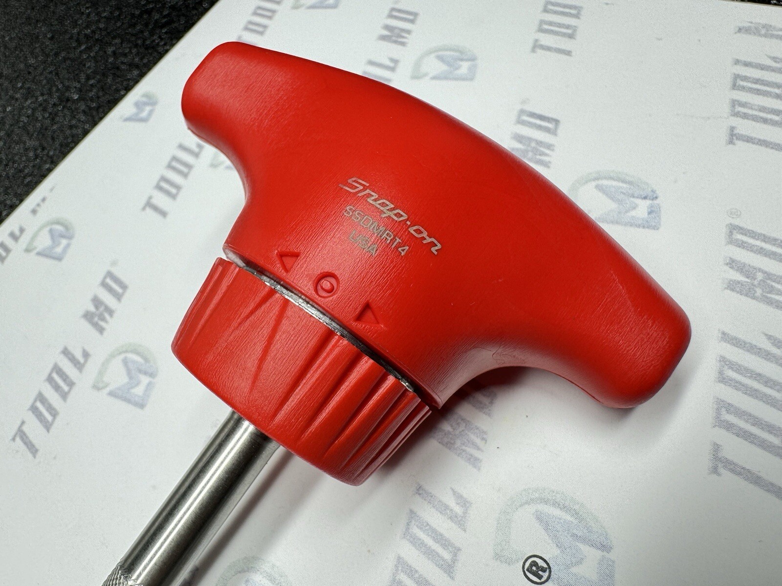 Snap-on Tools USA NEW RED T-Handle Ratcheting Standard Screwdriver SSDMRT4