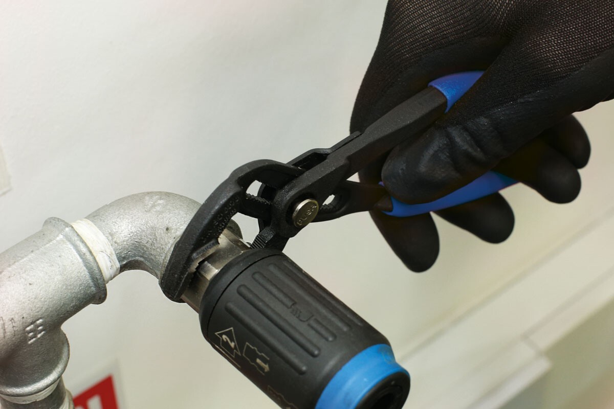 Laser 8480 Rapid Adjustment Water Pump Pliers 300mm Long 0mm To 70mm Jaw Opening