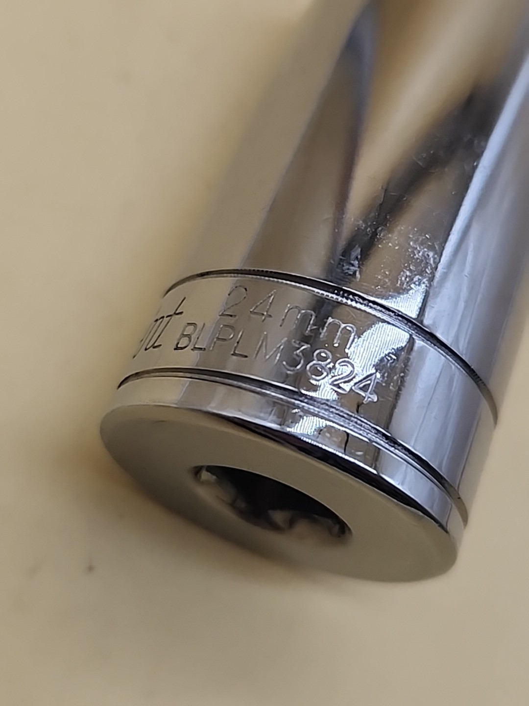 Blue Point Tools BLPLM3824 24mm Metric Deep Socket 3/8″ Dr 12 Pt USA