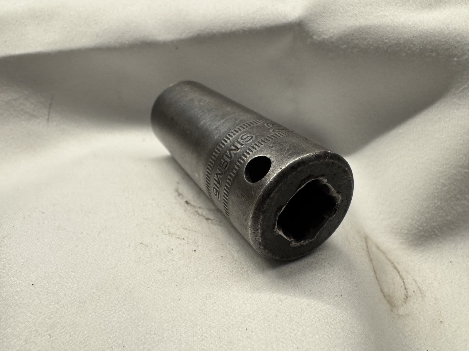 SIMFM16 Snap-on 3/8″ Drive 16mm Metric Deep 6-Pt Impact Socket USA