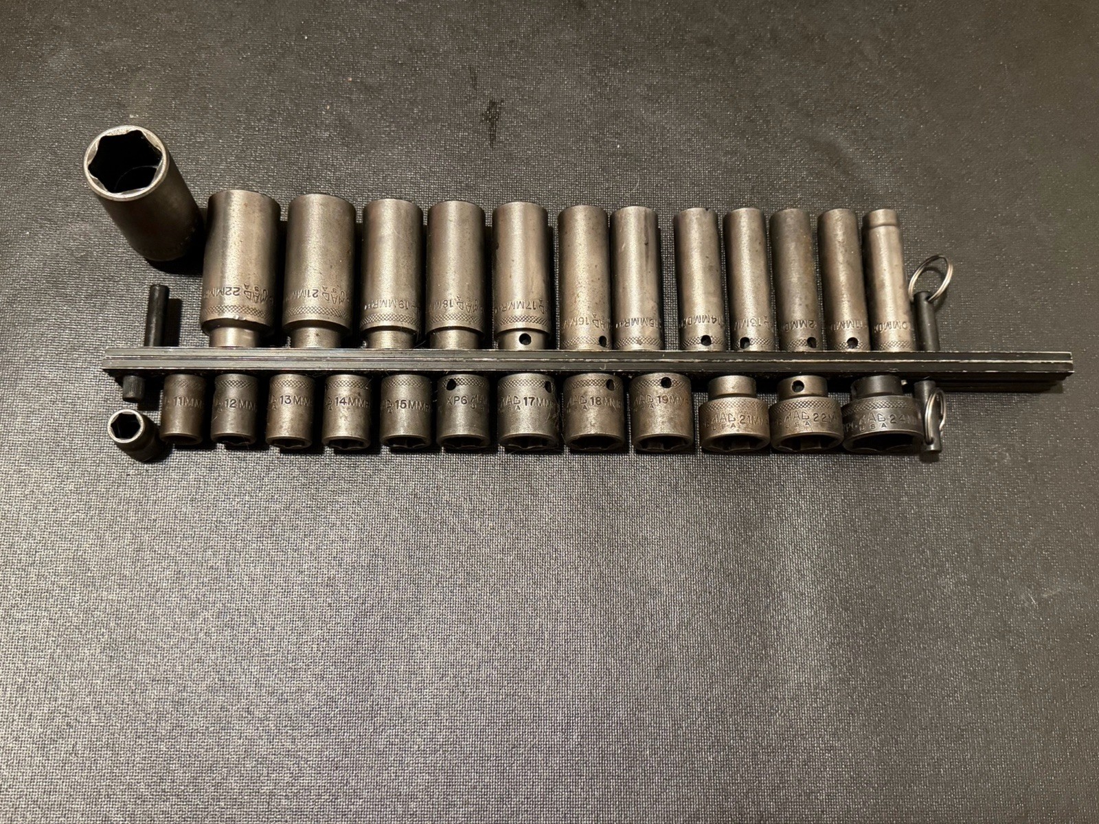 Used MAC Metric socket set Tall & Short.