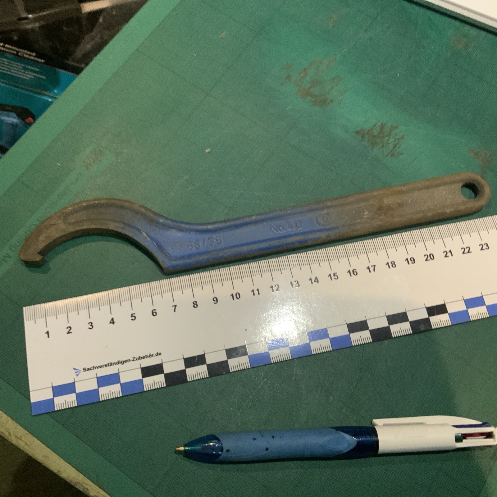 Gedore no 40 Hook Spanner / c wrench 68-75mm
