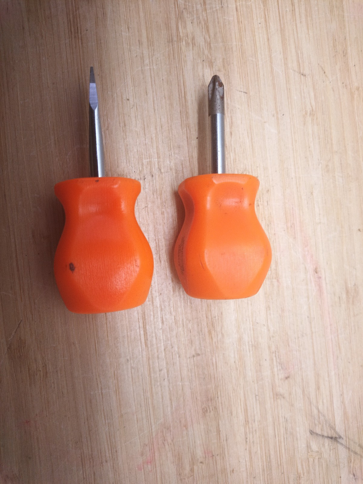 Snap On 2 Pc Screwdriver Set Hard Orange Handles USA SDDP22, SDD1