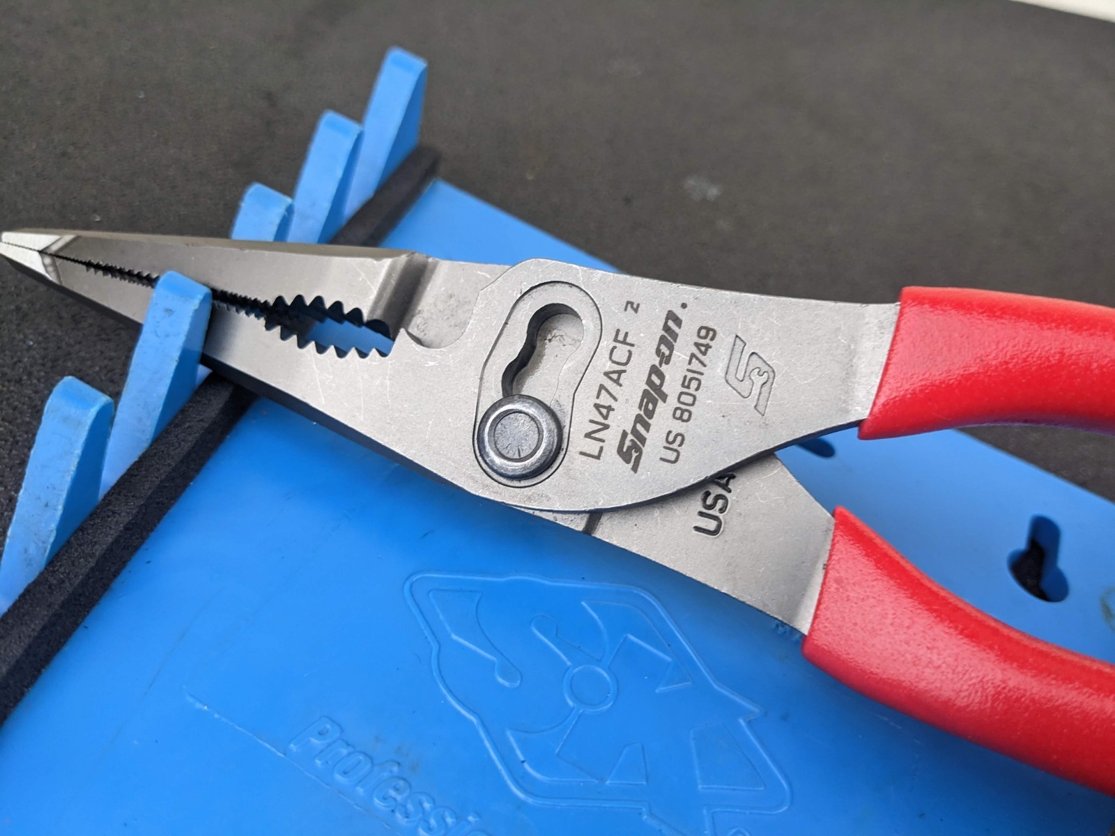 #bo472 SNAP ON LN47ACF 9″ Talon Grip Long Nose Slip Joint Pliers RED USA TOOLS