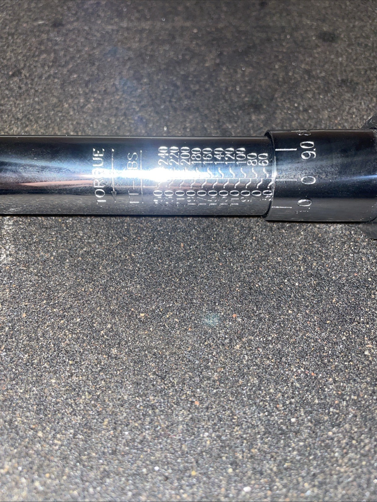 Kobalt 1/2-in Drive Click Torque Wrench 50-ft/lb to 250-ft/lb