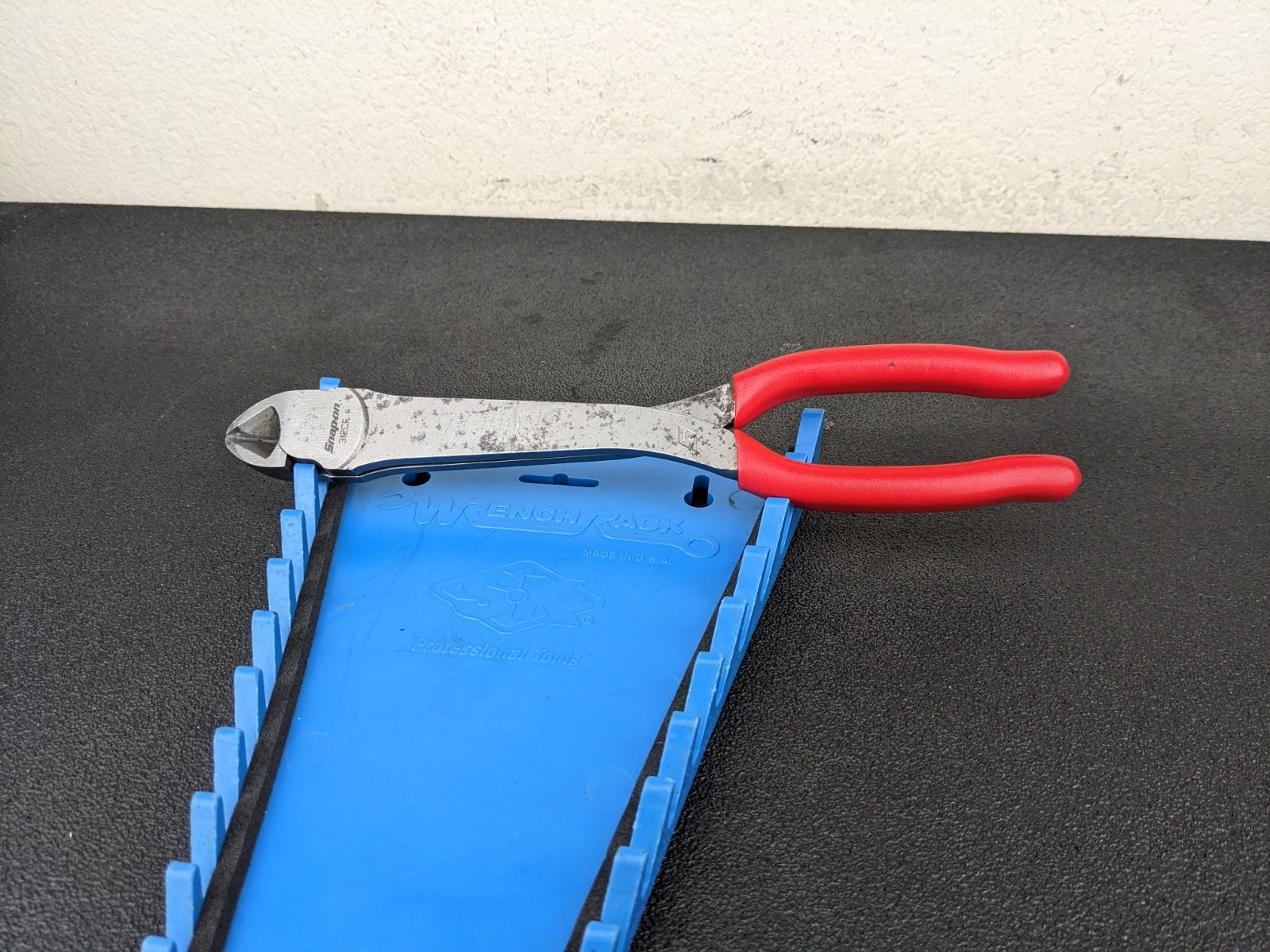 #bo865 Snap On 312CF RED 11″ Heavy Duty Diagonal Cutters