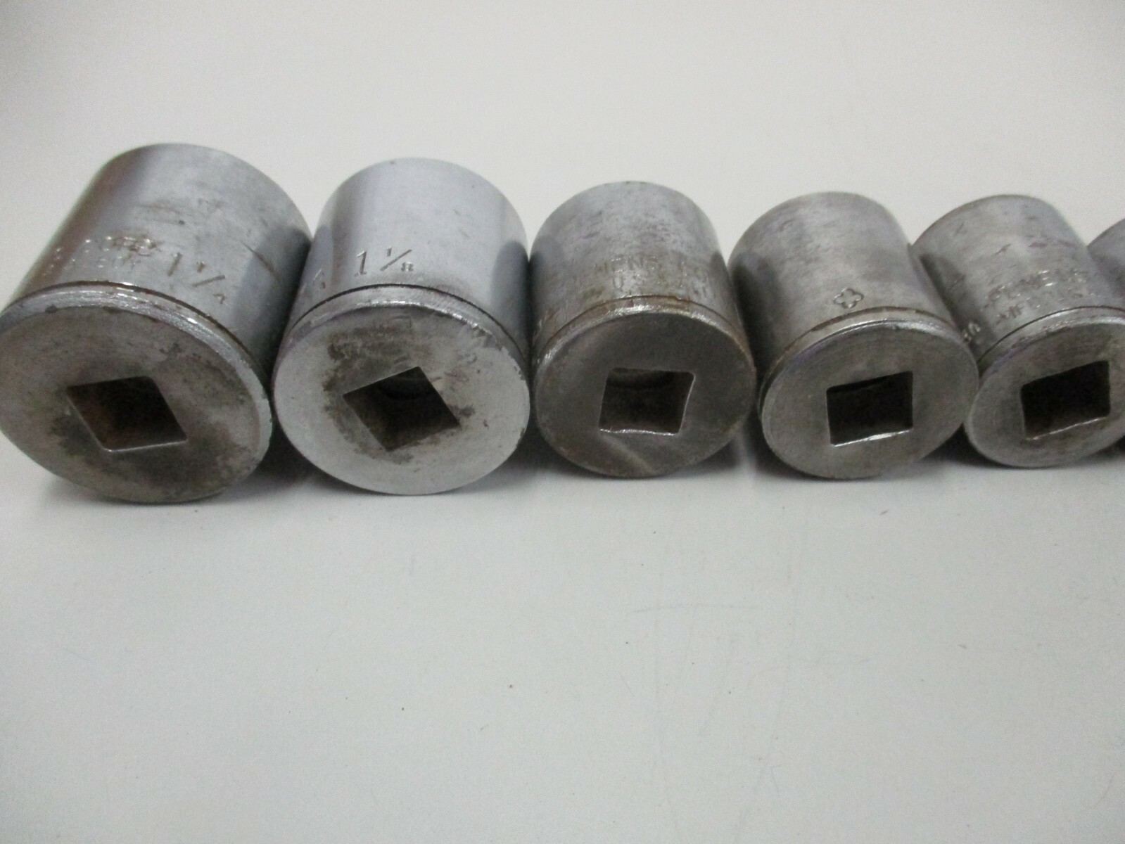 Penens Corp. 13 Pc 1/2 Drive 12 Point SAE Socket Set