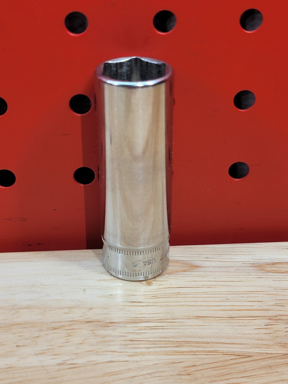 Snap-on Tools SFSM17 3/8″ Drive 17mm Metric 6-Point Deep Chrome Socket