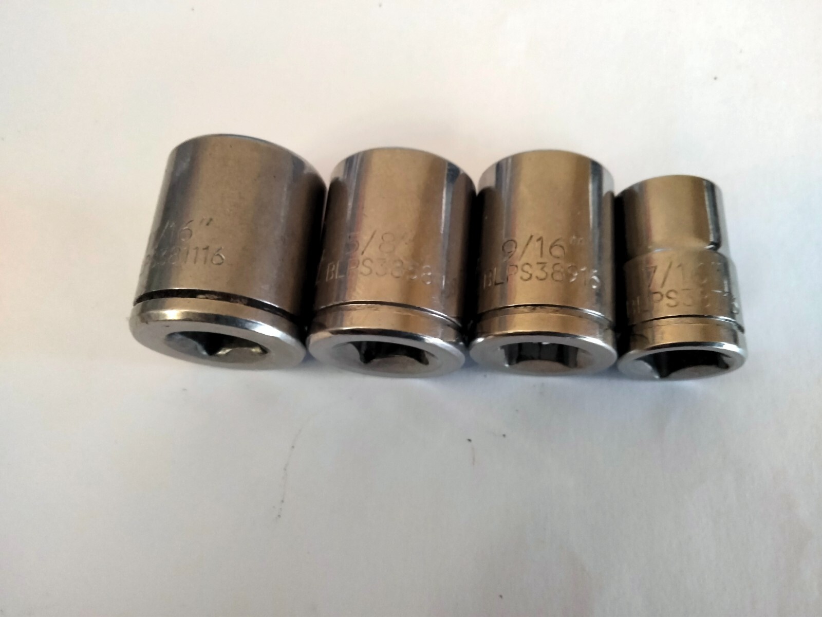 Blue point tools 3/8′ Drive 4 pcs sockrts.