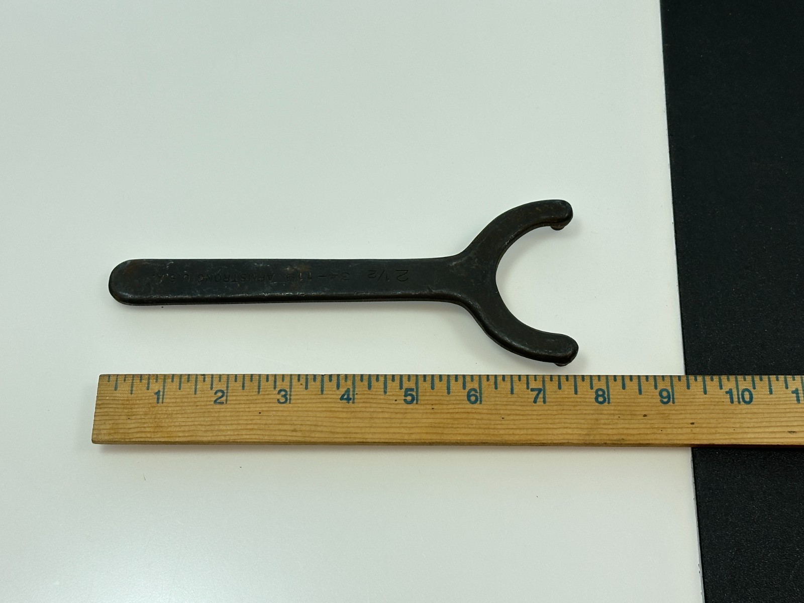 Armstrong Tools USA 34-119 2-1/2″ SAE Face Double Pin Spanner Wrench, Black, NOS