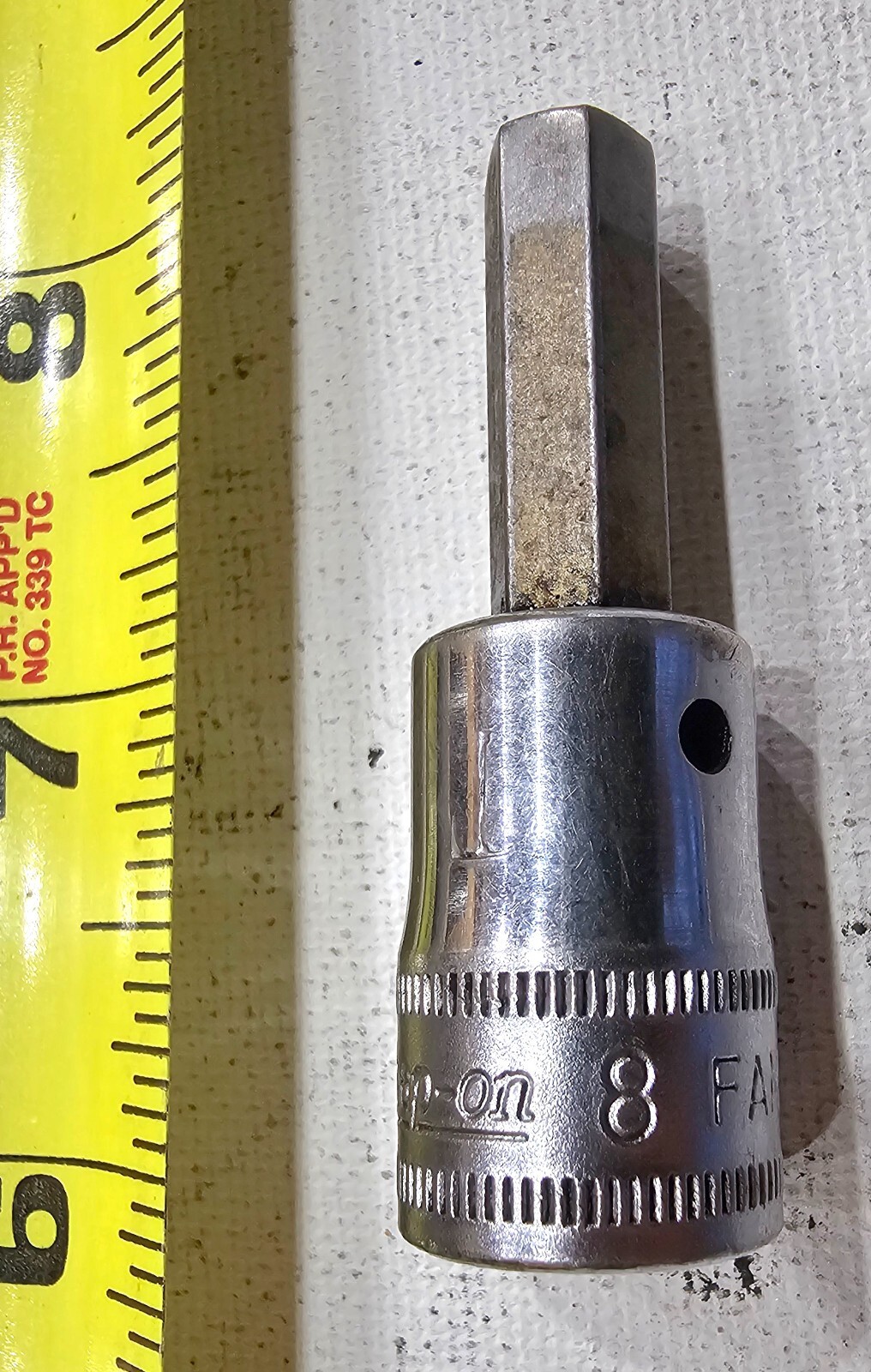 Vintage 1982 SNAP ON FAM8A 3/8″ DRIVE 8mm HEX TIP SOCKET CHROME