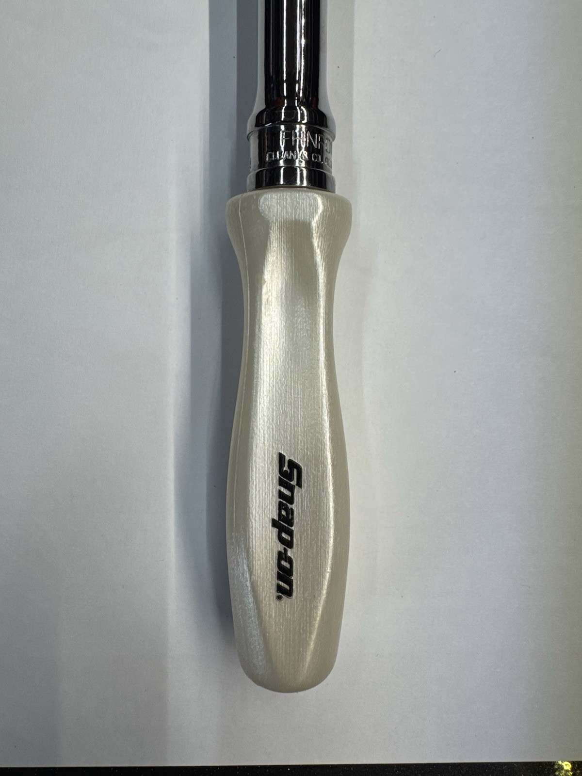 *Brand New* Snap On 3/8 Swivel Head Pearl White Hard Handle Ratchet FHNFD100PW
