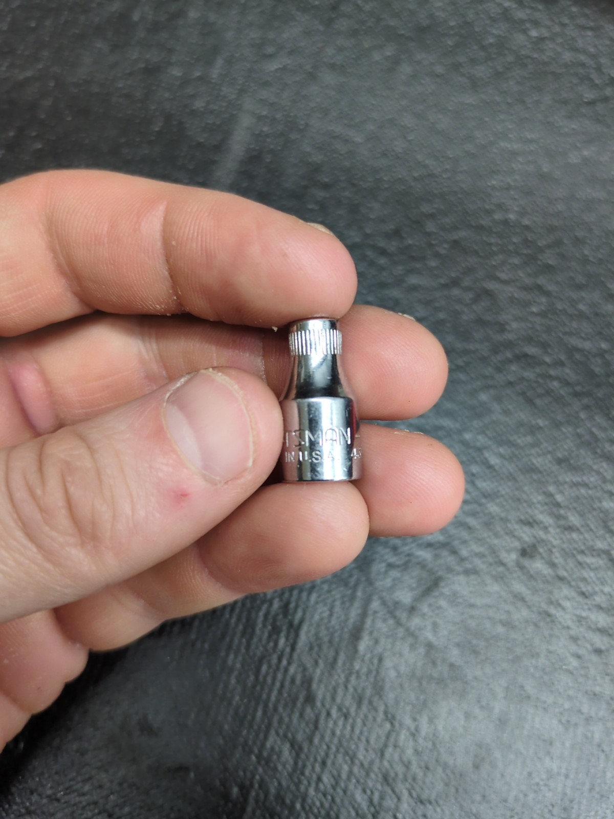 Craftsman 4mm Socket 6pt. 1/4″ Drive -G- 43505 (Top Knurl)