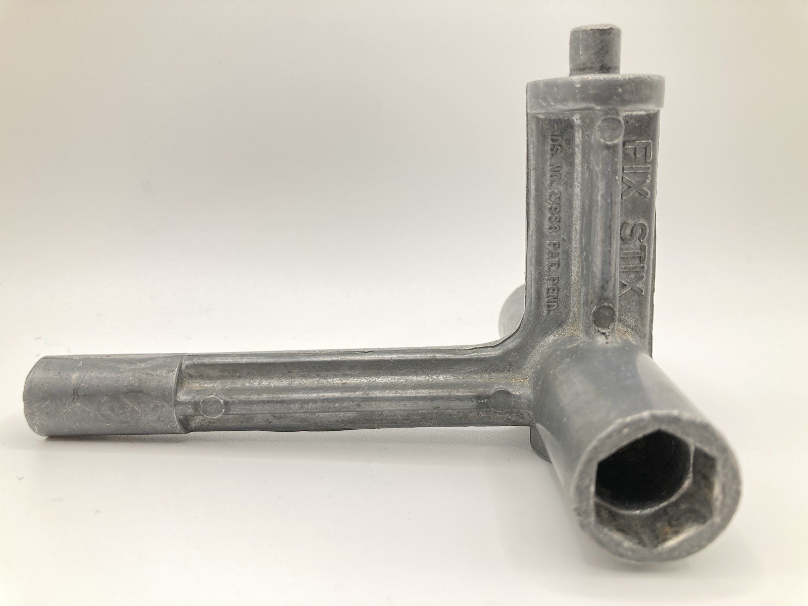 RARE SKATEBOARDING FIX STIX TOOL (ALLOY METAL) REPAIR TOOL for Trucks & Wheels