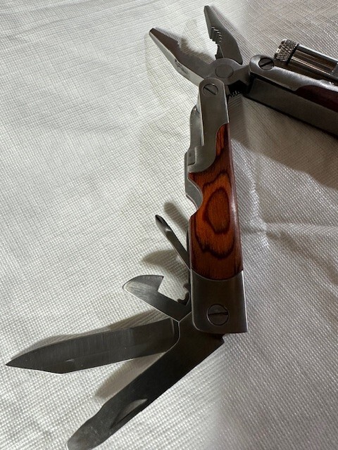 BikeMaster Multi Tool Wood Handle with Belt Case /FHA10
