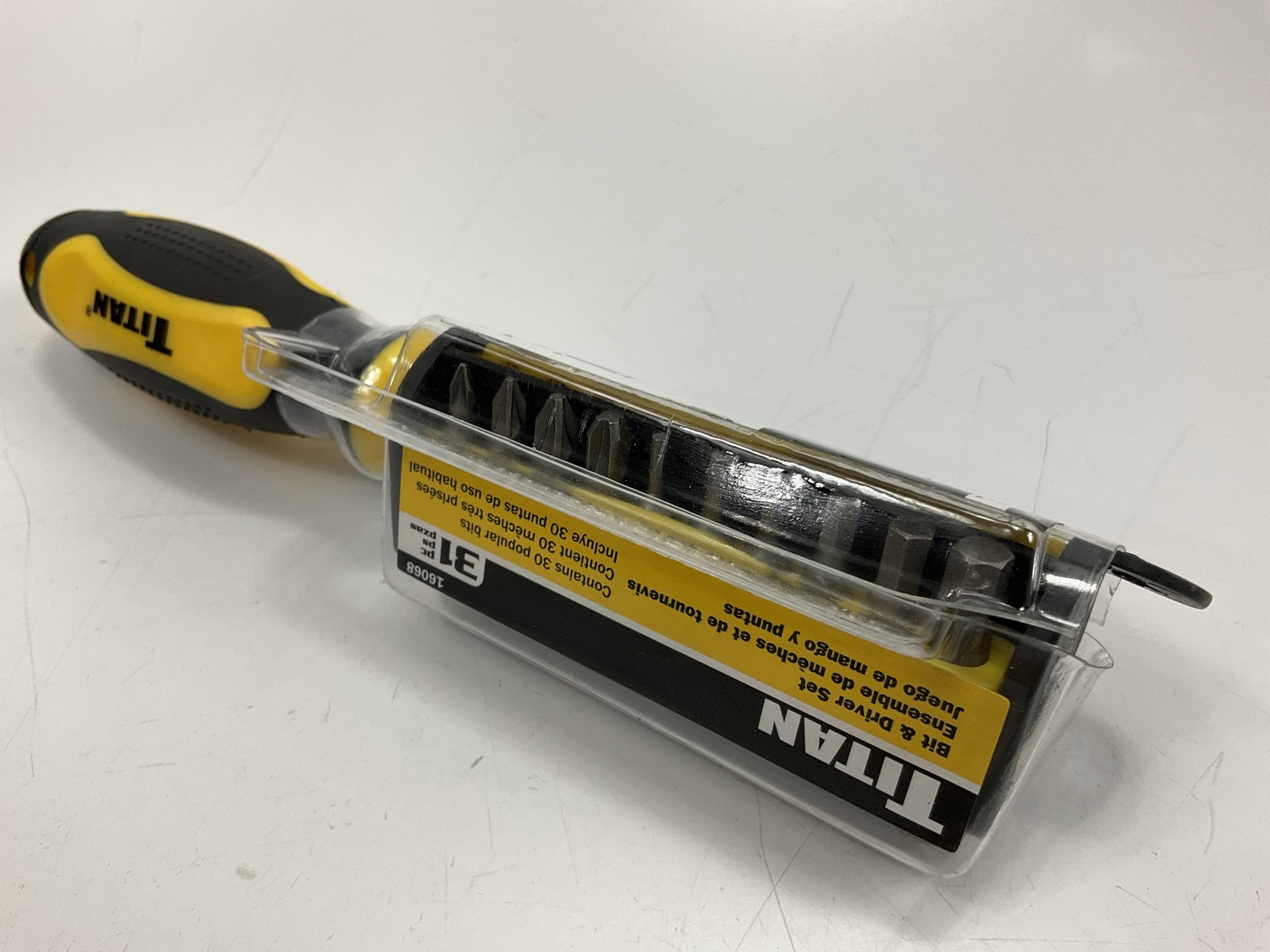 Titan 16068 31-Piece Multi-Bit Screwdriver Set – Slotted, Hex, Phillips, Pozi