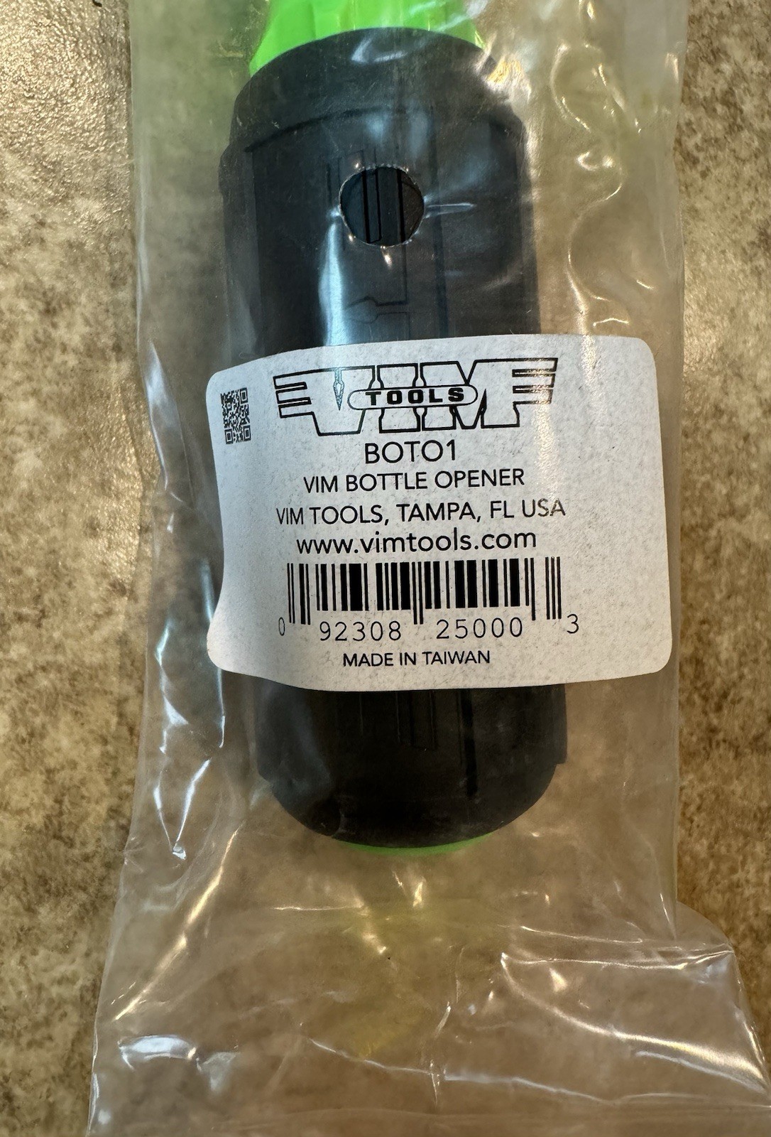 🟢 BRAND NEW – VIM Tools BOTO1 Heavy Duty Bottle Opener w/Soft Grip Handle