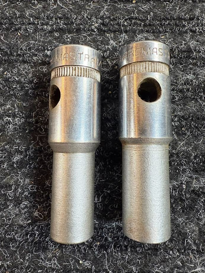 Two WARDMASTR 12 Point Deep Well Sockets 1/2″ Drive, 1/2″ and 9/16″