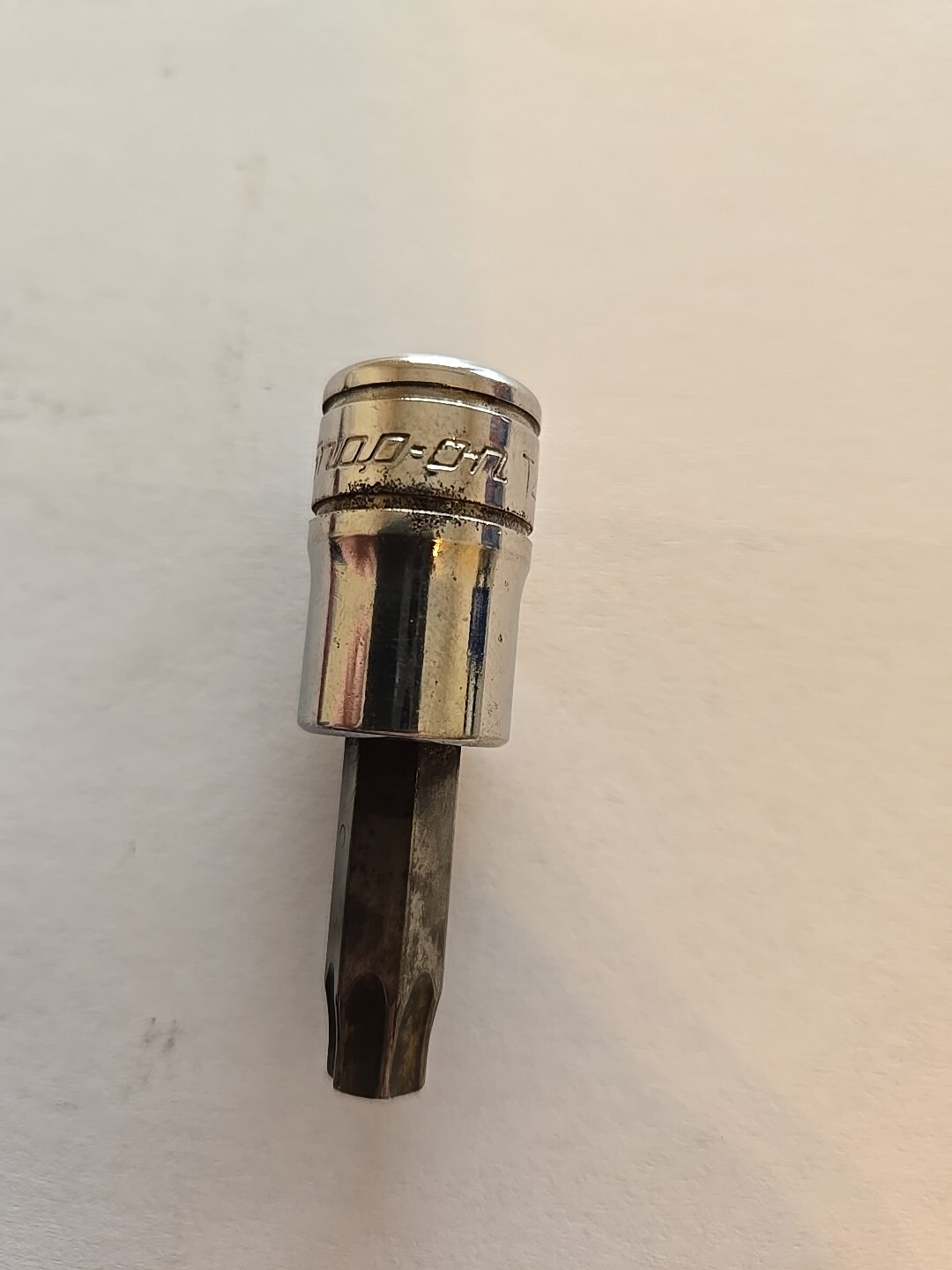 Snap On 3/8″ Drive T45 Torx Bit Driver Socket FTX45E