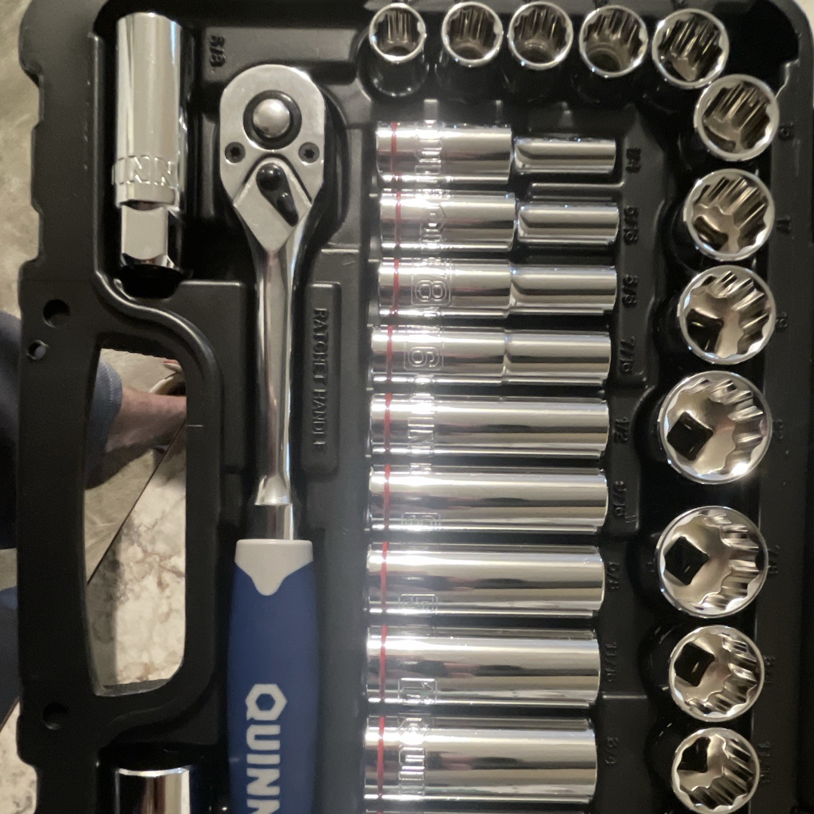 Quinn 5/8 Socket Set
