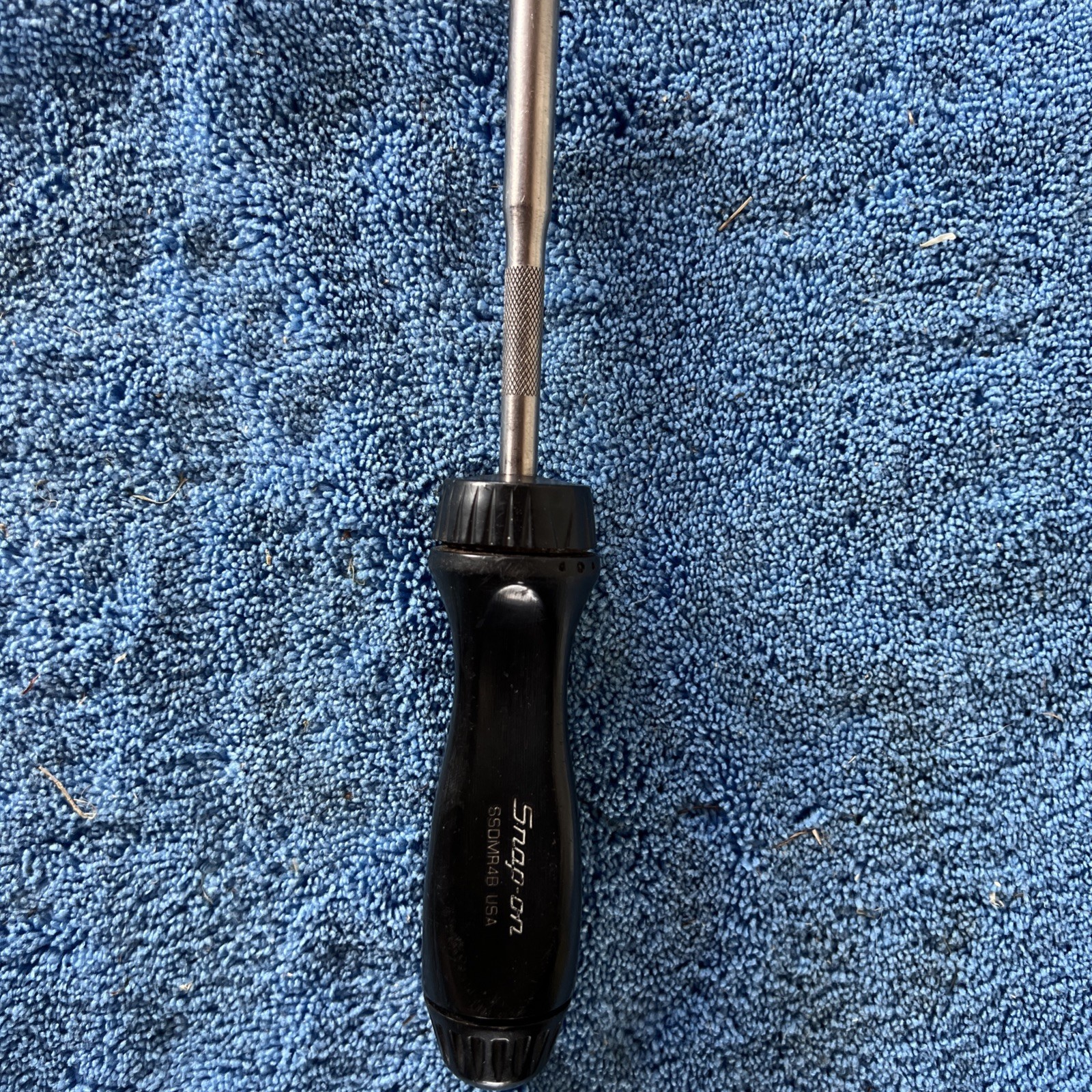 Snap-On 8 3/4″ Ratcheting Reversible Standard Screwdriver (BLACK) ssdmr46