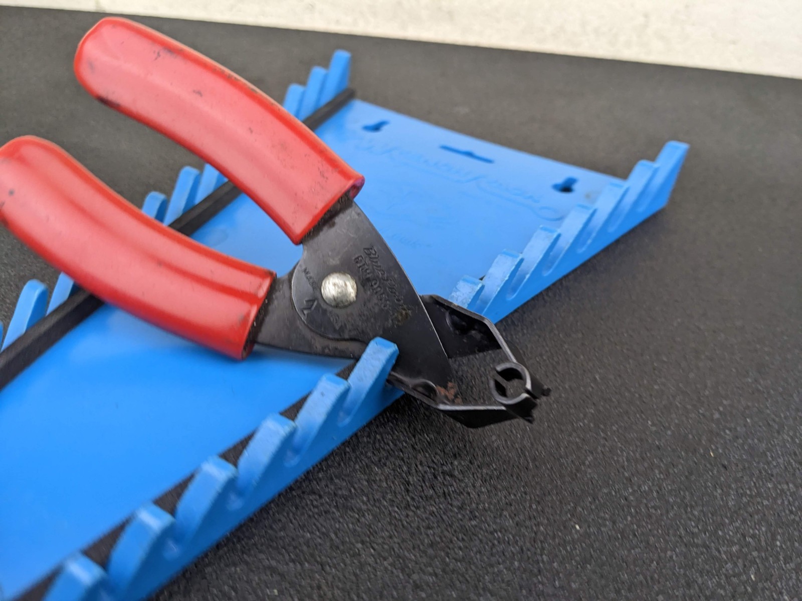 #bo807 Blue Point Fuel Line Disconnect Pliers FIH 9055-1