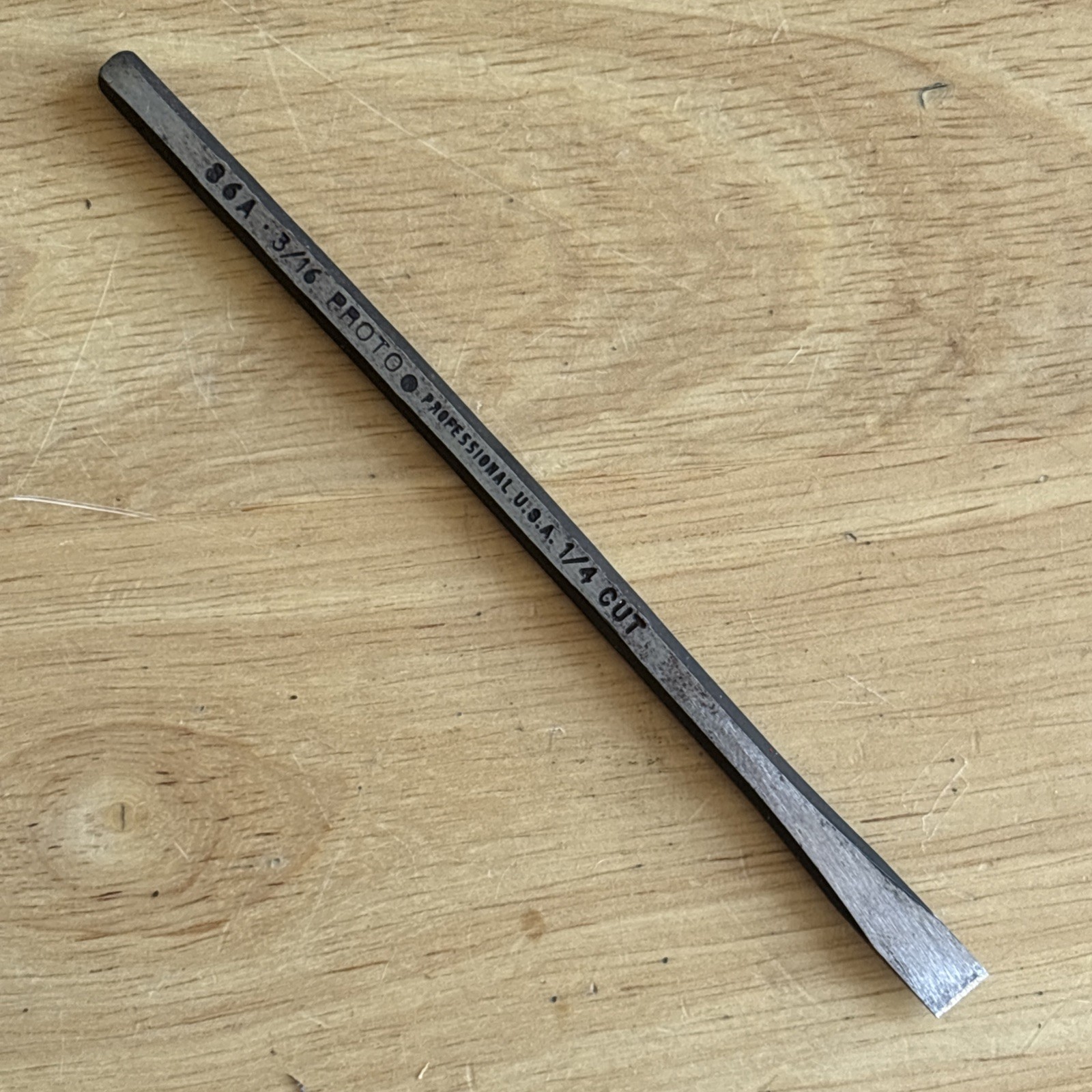 Proto Professional 1/4″ Flat Cut Chisel 3/16″ x 5″ 86A USA