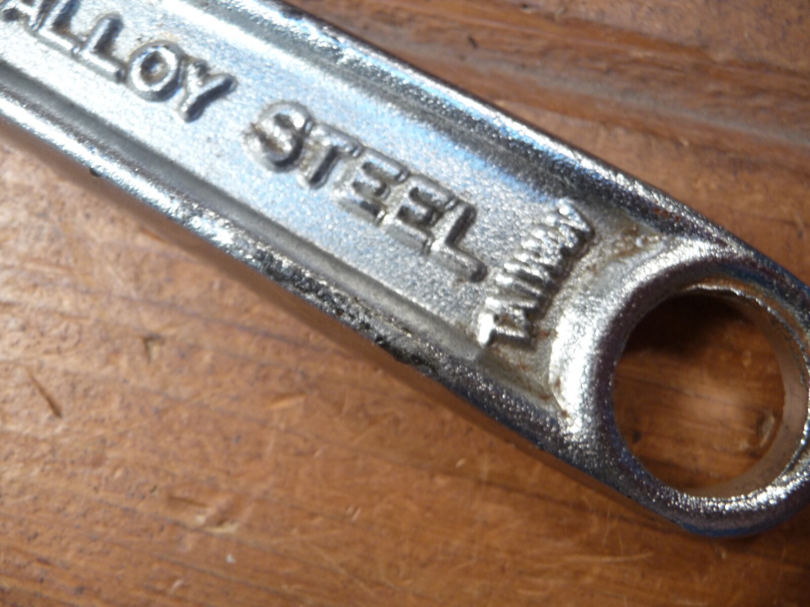 2 Vintage Adjustable Wrenches 10″ Crescent Wrench Crestoloy USA TRU-GRIP Taiwan