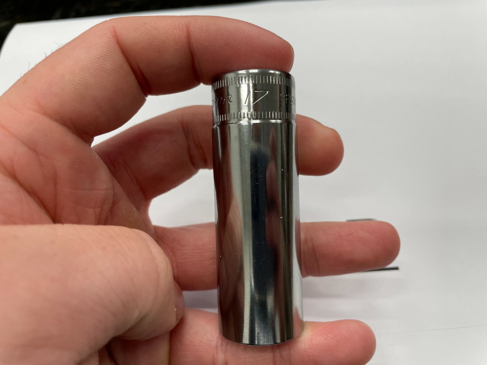 Snap-on Tools USA NEW 3/8″ Drive 17mm Metric 6 Point Deep Chrome Socket SFSM17
