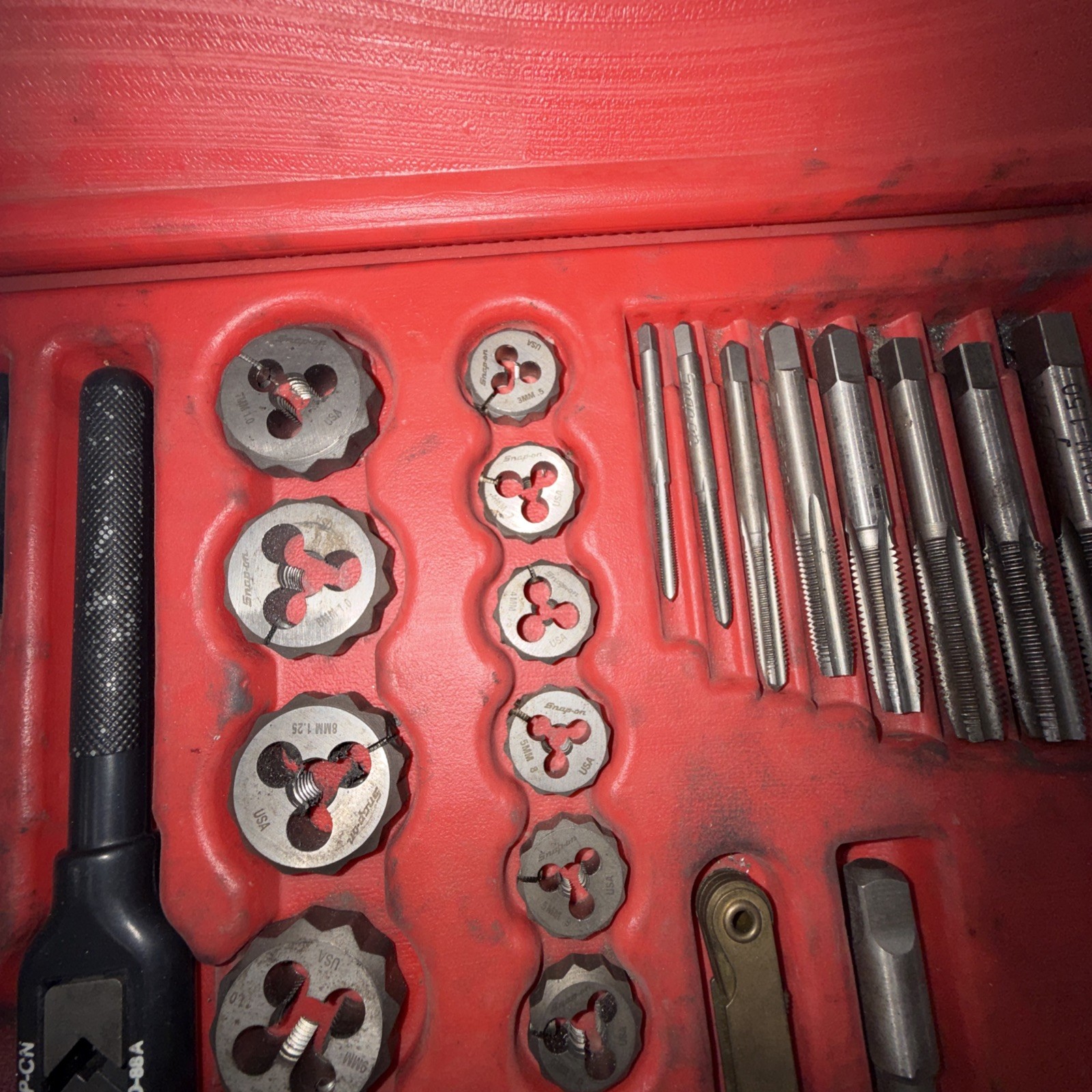 Snap-on TDTDM500 76-piece Tap and Double Hex Die Set ,6mm Replaced With Mac
