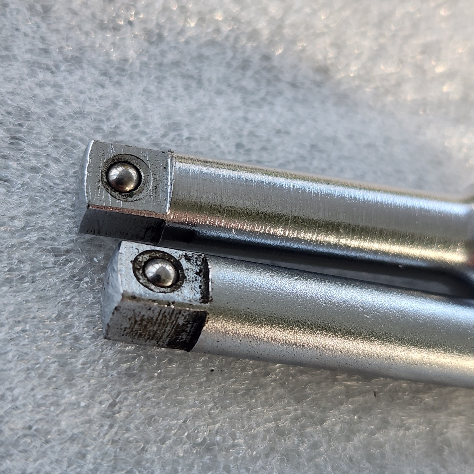 S.K. & S.K. Wayne 1/4″ & Case. 7 6 Pt Deep Sockets, 7 – 6 Pt Reg, 2 Ext. 6″ & 2″