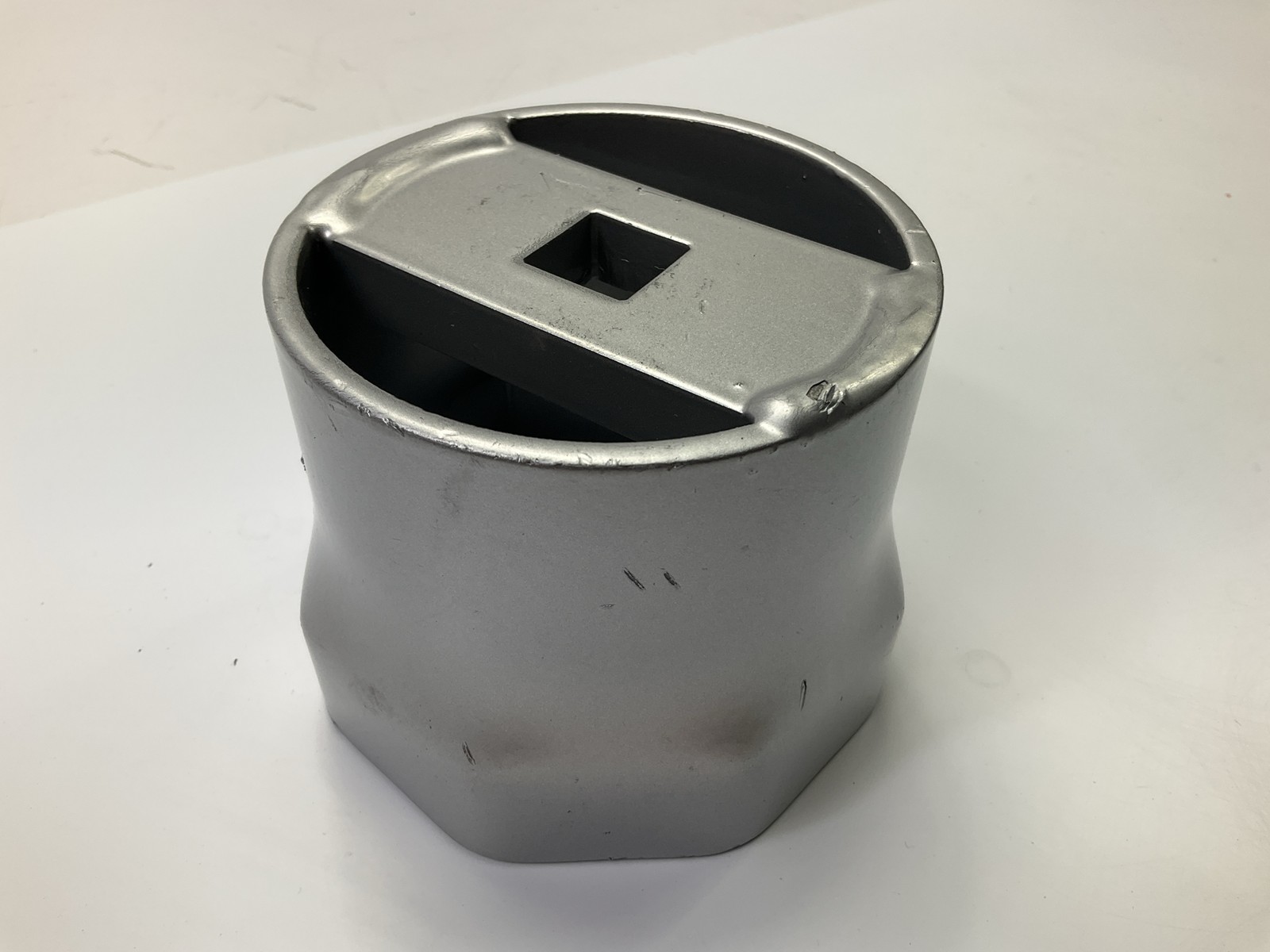 OTC 1913 3-7/8″ 8pt Wheel Bearing Axle Locknut Socket 3/4″ Drive