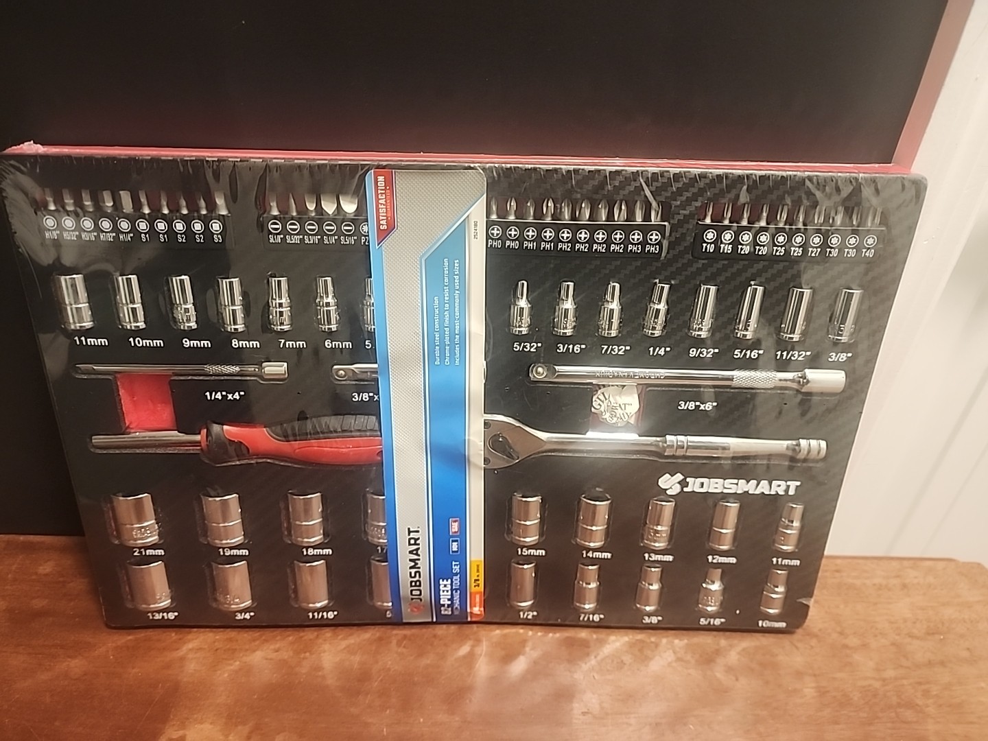 JobSmart 82 pc. 3/8 in. Drive and 1/4 in. Drive Mechanic’s Tool Set