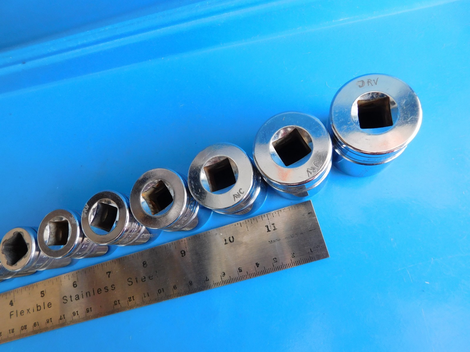 USED, SNAP ON TOOLS 13 PC. 1/2 IN. DR. SHORT SOCKET SET 3/8 IN THRU 1-1/8 IN.