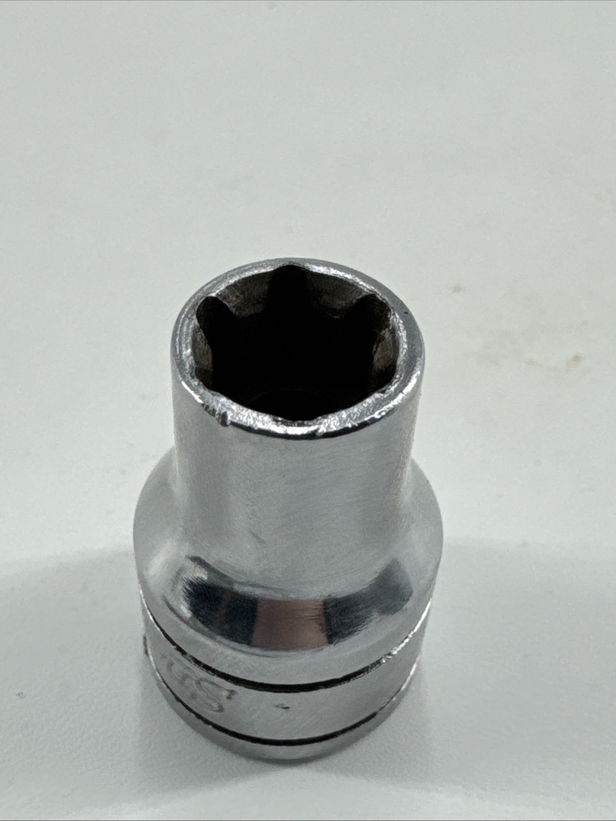Snap On FLE100 – 3/8″ Drive E10 Inverted TORX Shallow Chrome Socket