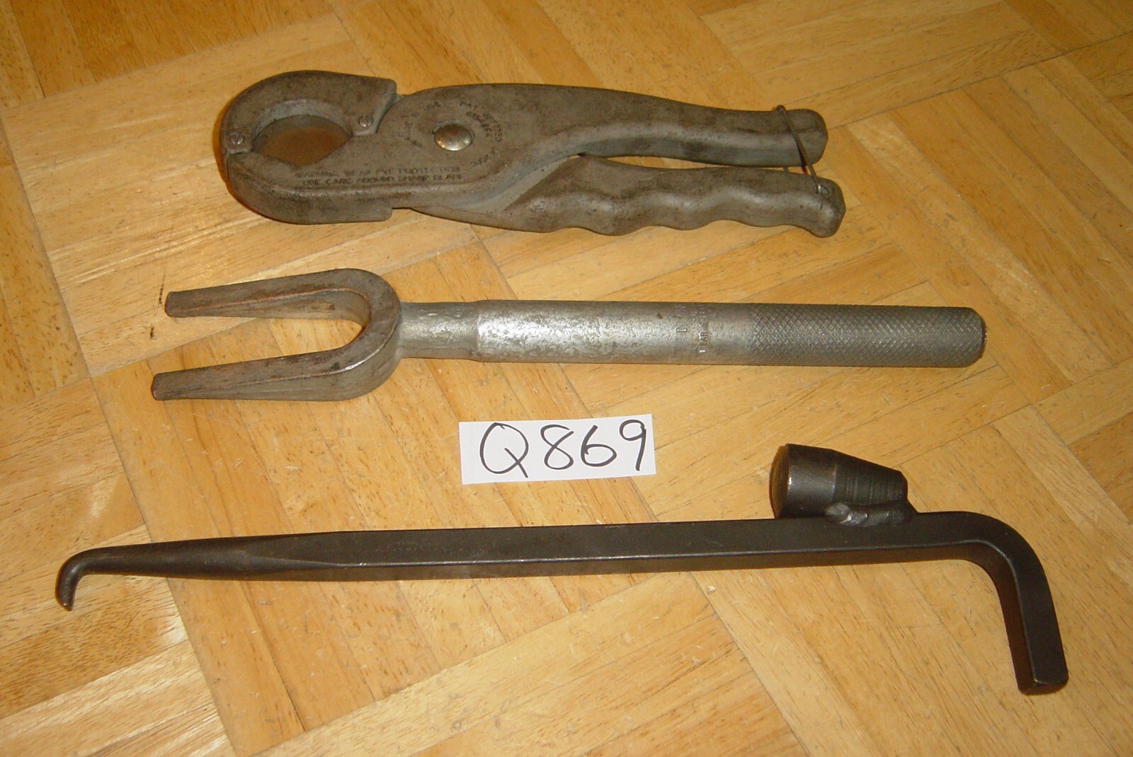 CORNWELL TOOLS 3 PIECE SEAL PULLER, BALL JOINT PICKLE FORK, HOSE CUTTERS