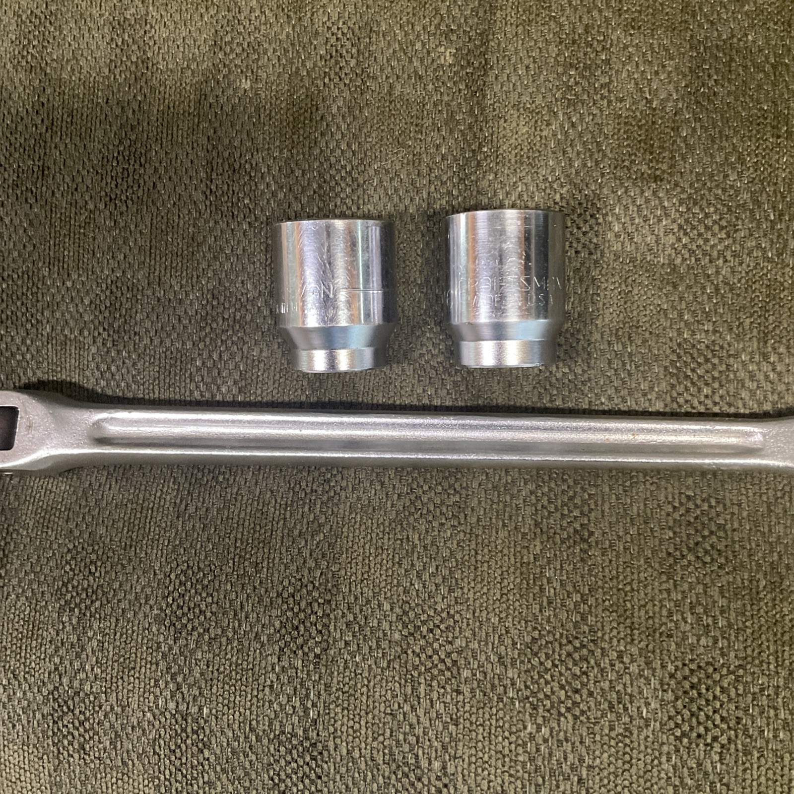 Vintage Craftsman Breaker Bar 3/4″ Drive, 18″ Long, V-4431 USA With 2 Sockets