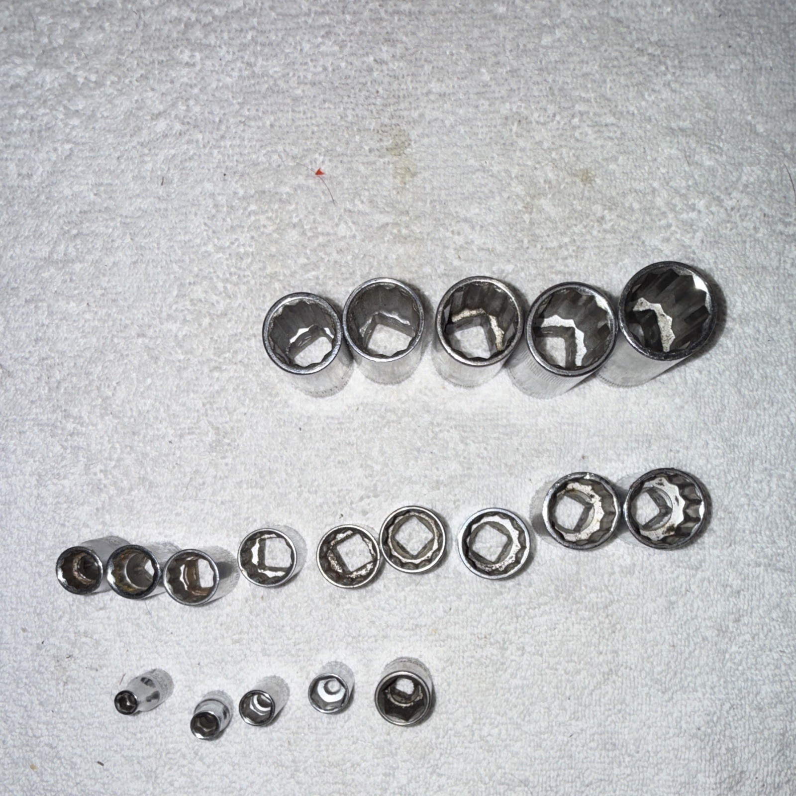 Craftsman USA Made Metric Sockets – Mainly 12pt, 1/2″ And 3/8″ Drive – 19 Pieces